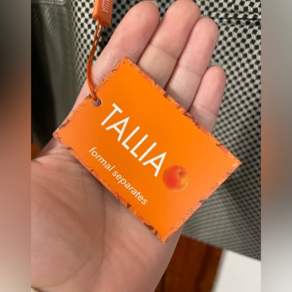 Tallia Formal The Mason Fit Tuxedo Jacket for Men - Picture 6 of 11